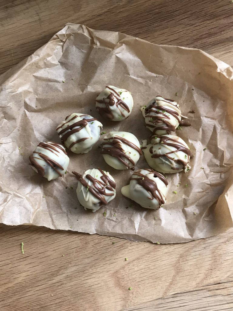 Gin & tonic truffles Earth Wit and Style